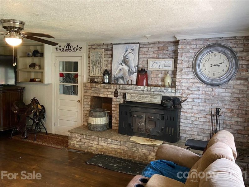 Property image 2 at 433 S 8th Avenue, Maiden, NC 28650