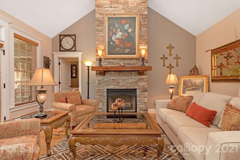 Property image 5 at 15 Grizzly Drive, Leicester, NC 28748