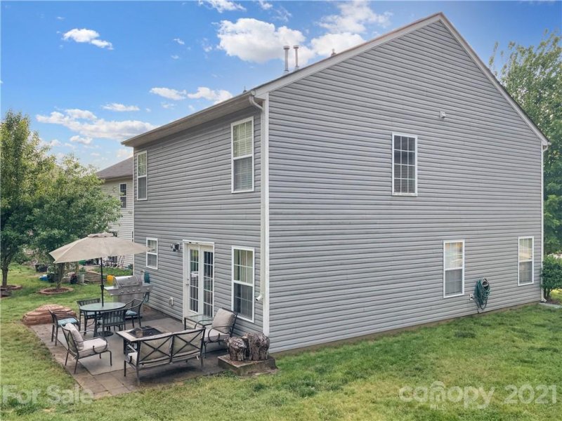 Property image 3 at 7809 Rabbits Foot Lane, Charlotte, NC 28217