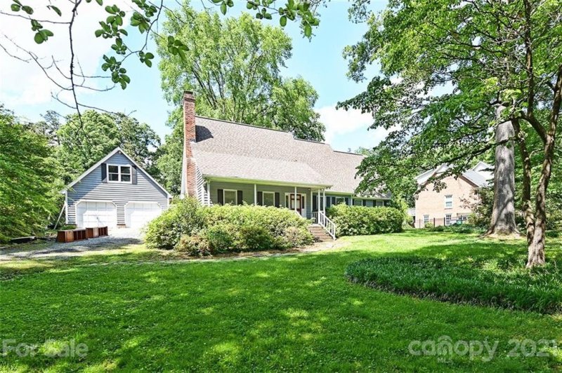 Property image 3 at 1501 Burtonwood Circle, Charlotte, NC 28212