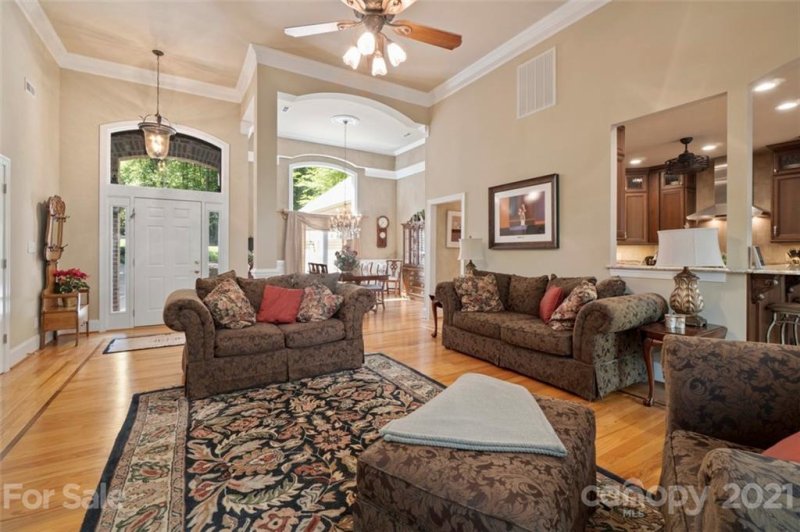 Property image 3 at 136 Eagle Chase Lane, Troutman, NC 28166