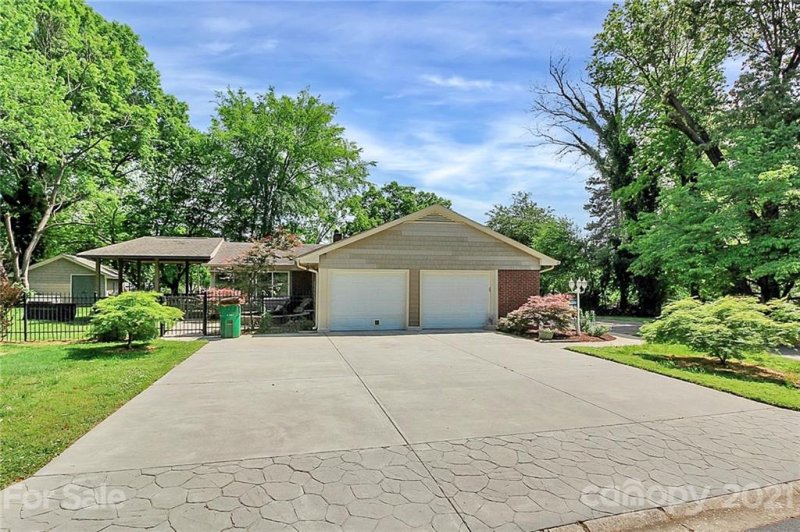 Property image 4 at 7501 Monroe Road, Charlotte, NC 28212