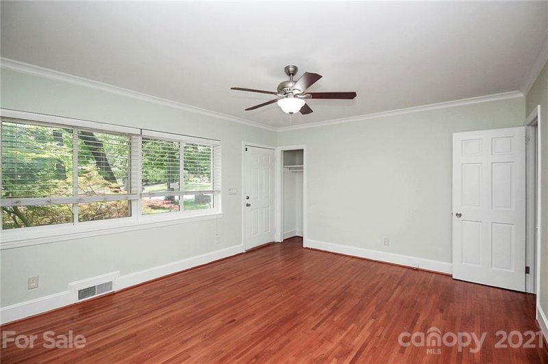Property image 5 at 7501 Monroe Road, Charlotte, NC 28212
