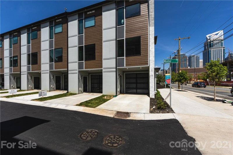 Property image 3 at 1237 Minter Place, Charlotte, NC 28203