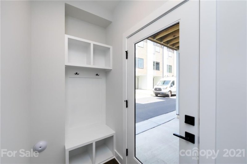 Property image 4 at 1237 Minter Place, Charlotte, NC 28203