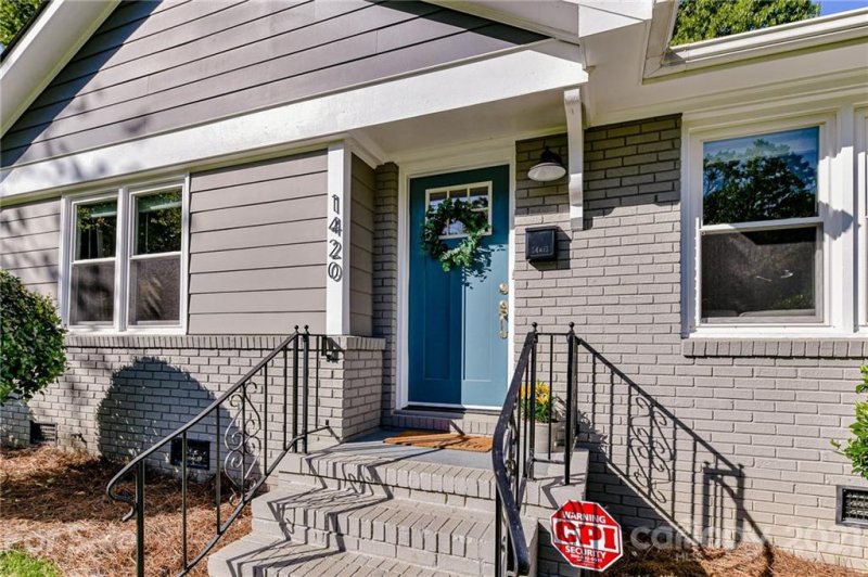 Property image 4 at 1420 Tarrington Avenue, Charlotte, NC 28205