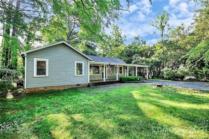 Property image 3 at 8623 Sharonbrook Drive, Charlotte, NC 28210