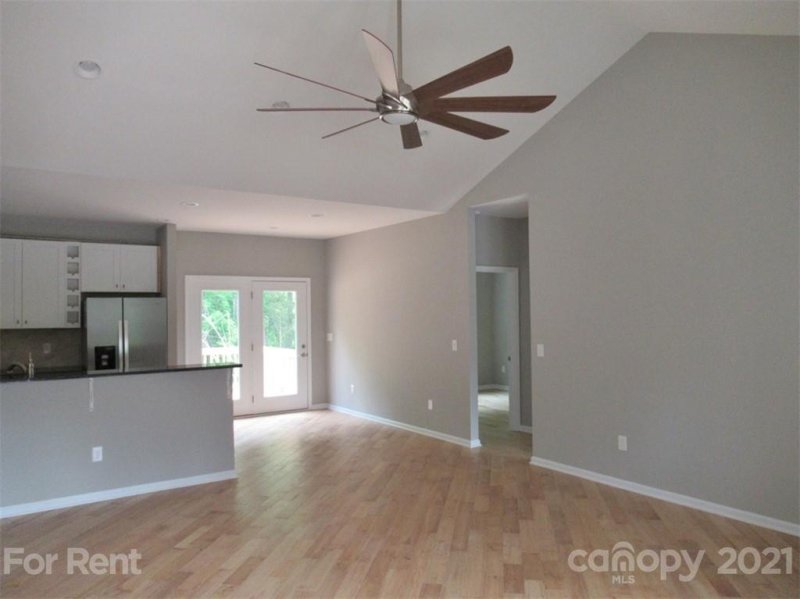 Property image 4 at 4574 River Run Circle, Hickory, NC 28602