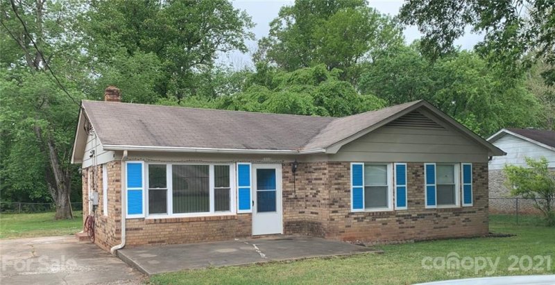 Property image 2 at 1111 13th Street, Conover, NC 28613