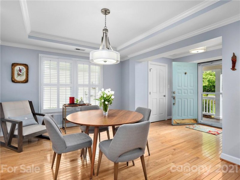 Property image 5 at 16 Creekside Way, Asheville, NC 28804