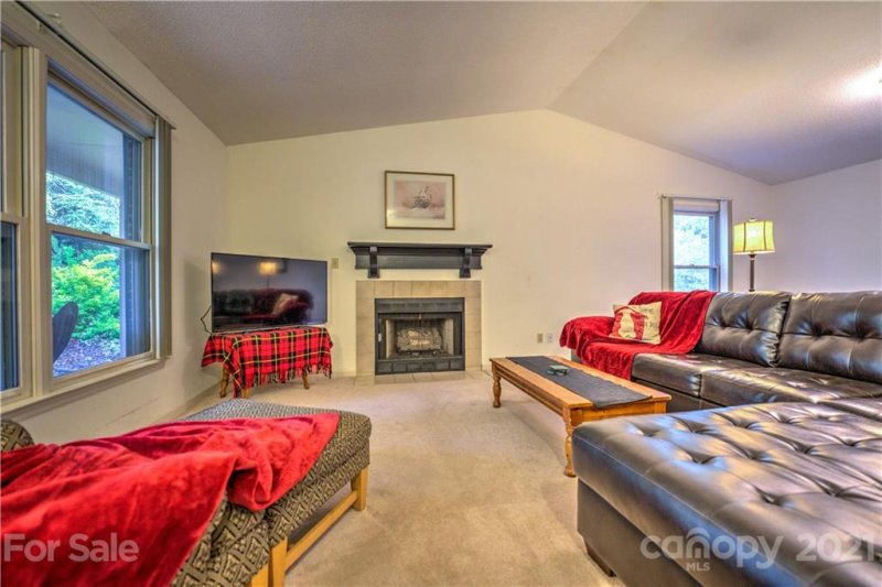 Property image 4 at 33 Foxberry Drive, Arden, NC 28704