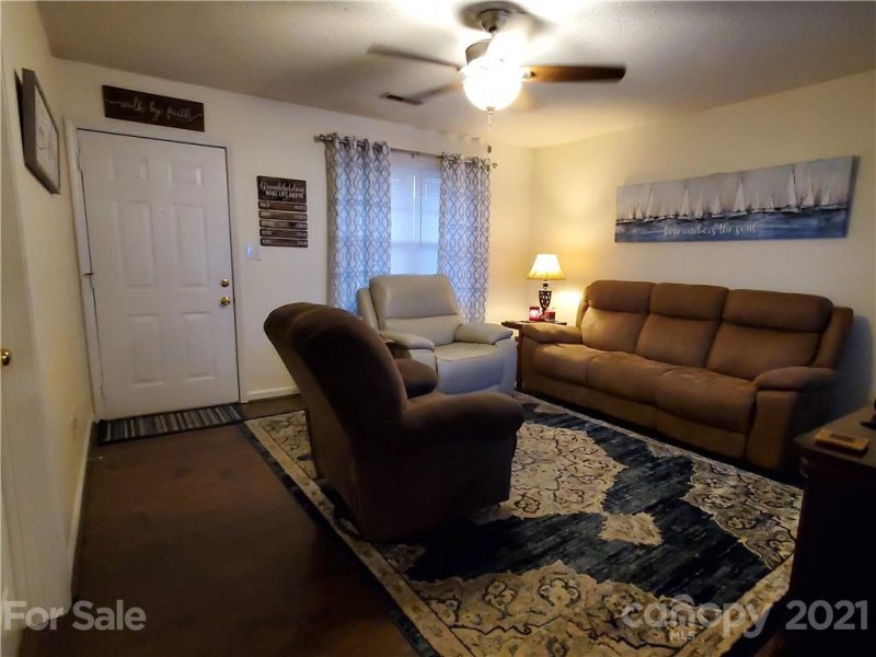 Property image 4 at 110 24th Street, Hickory, NC 28601