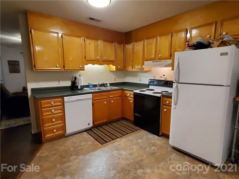 Property image 5 at 110 24th Street, Hickory, NC 28601