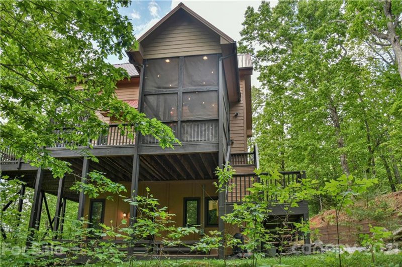 Property image 2 at 184 Deep Woods Lane, Saluda, NC 28773