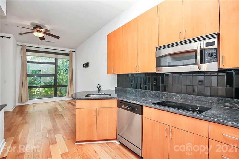 Property image 2 at 525 E 6th Street, Charlotte, NC 28202