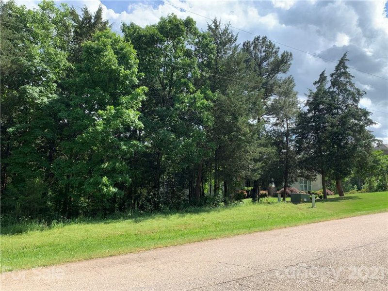 Property image 4 at 6881 Pine Moss Lane, Clover, SC 29710