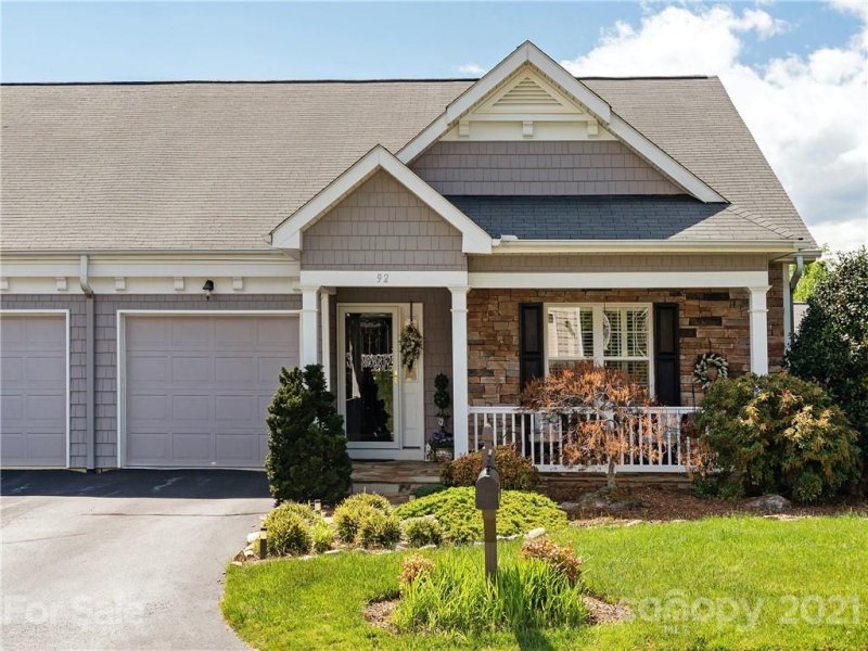 Property image 2 at 92 Shaws Creek Farm Road, Hendersonville, NC 28739