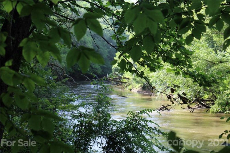 Property image 5 at 160 Almond Branch Drive, Hendersonville, NC 28791