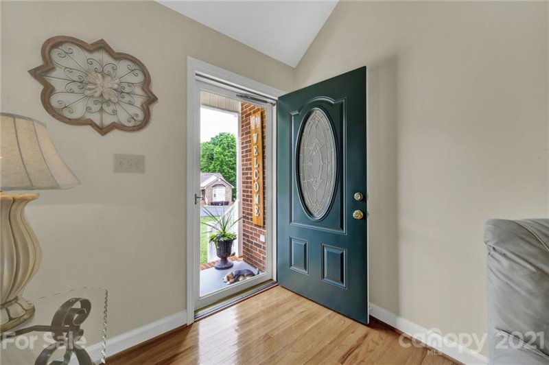 Property image 5 at 1122 Courtney Cove Court, Gastonia, NC 28052