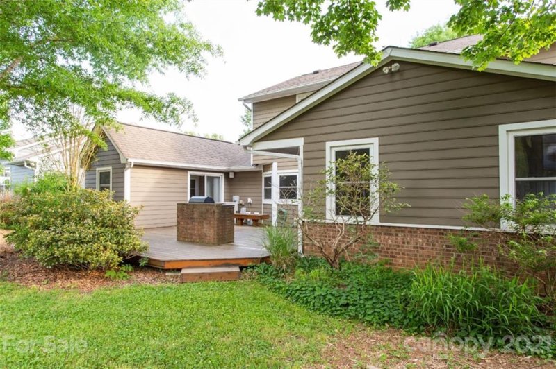 Property image 4 at 6827 Oldecastle Court, Charlotte, NC 28277