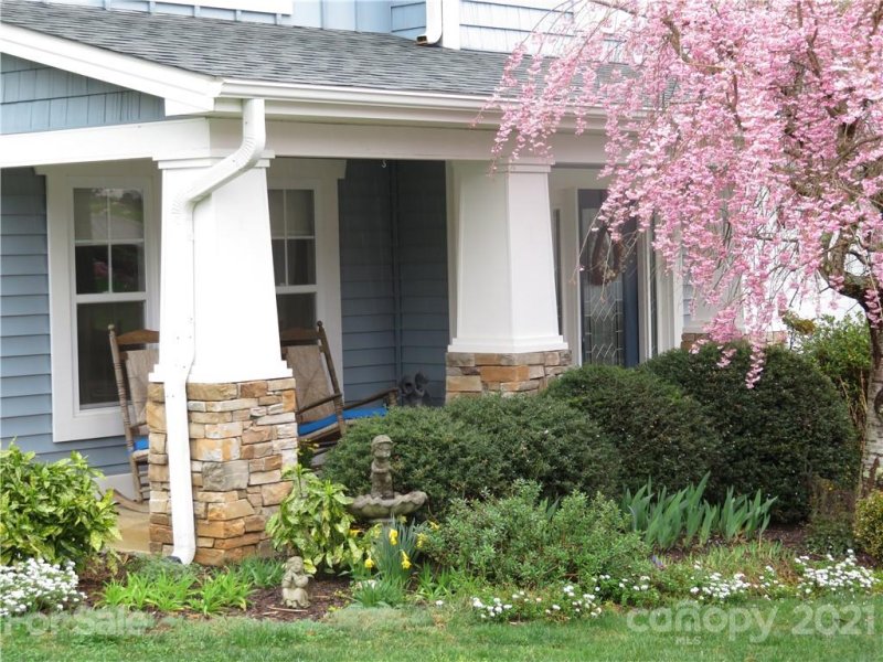 Property image 2 at 27 Sunview Circle, Arden, NC 28704