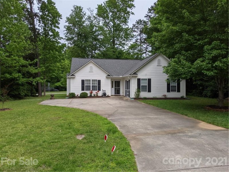 Property image 2 at 6716 3rd Avenue, Indian Trail, NC 28079