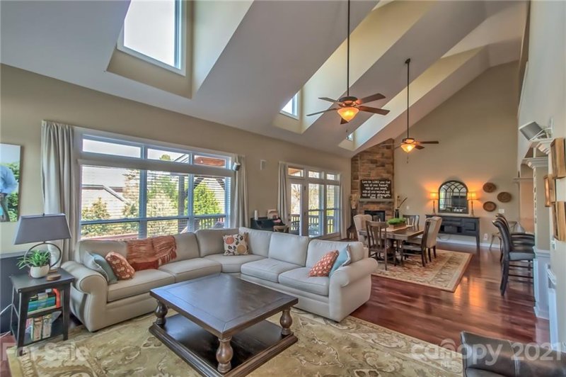 Property image 3 at 606 Five Leaf Lane, Waxhaw, NC 28137