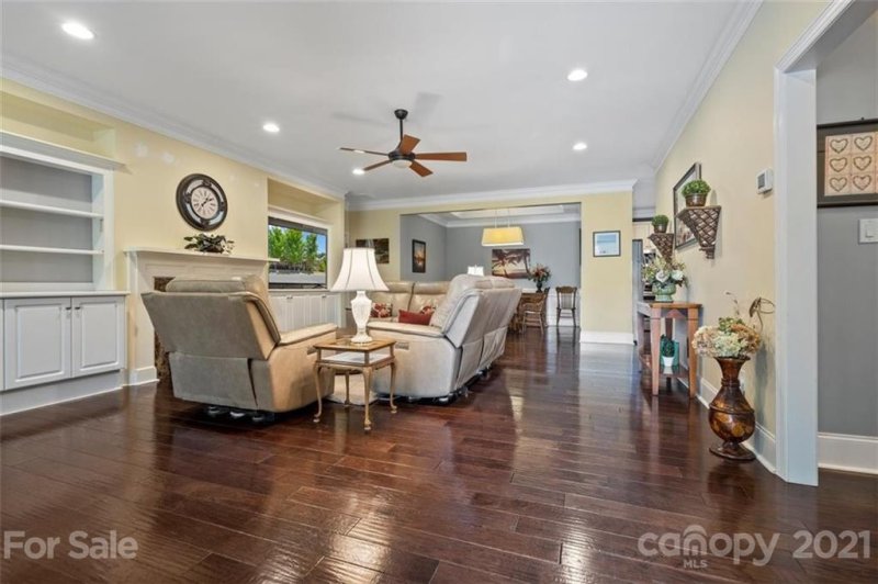 Property image 4 at 302 Shinnecock Lane, Fort Mill, SC 29708