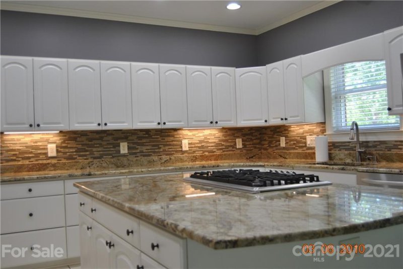 Property image 3 at 160 Ole East Pointe Drive, York, SC 29745