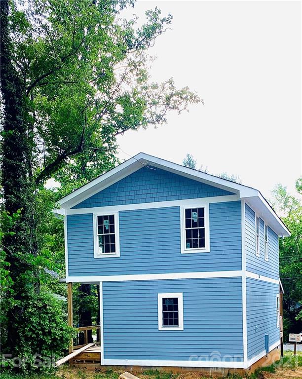 Property image 2 at 2 Azalea Street, Asheville, NC 28803