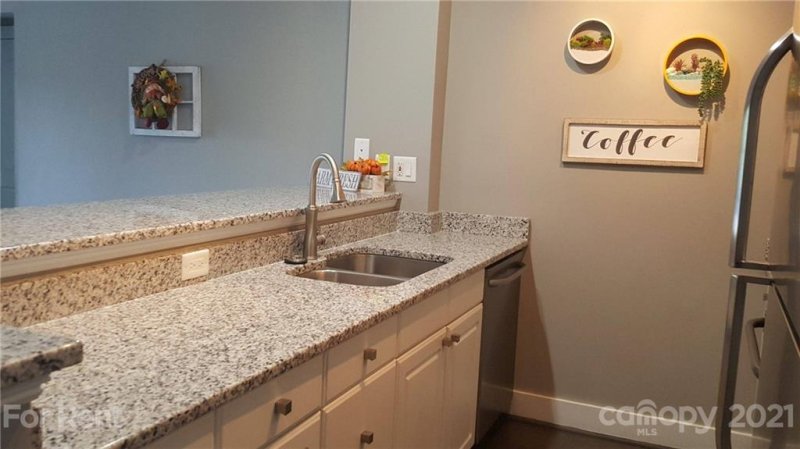 Property image 5 at 224 N Poplar Street, Charlotte, NC 28202