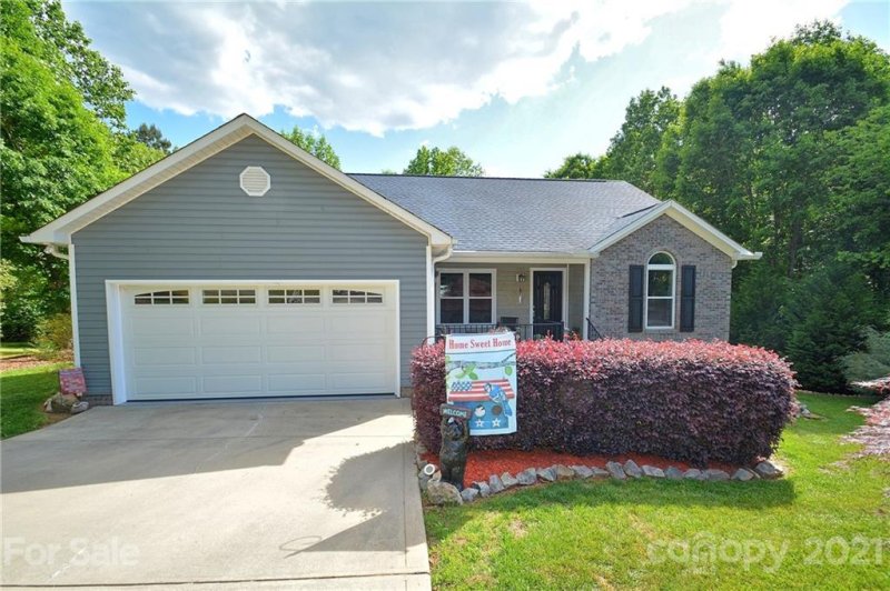 121 Purple Finch Lane