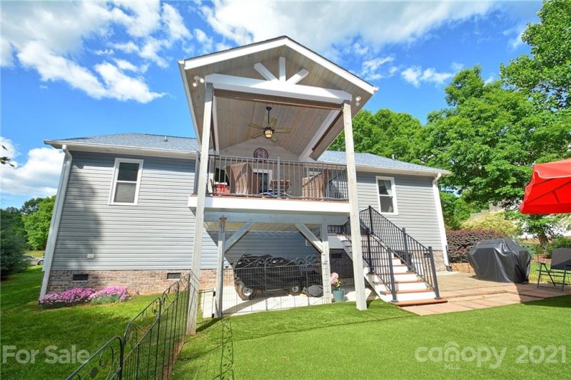 Property image 2 at 121 Purple Finch Lane, Mooresville, NC 28117