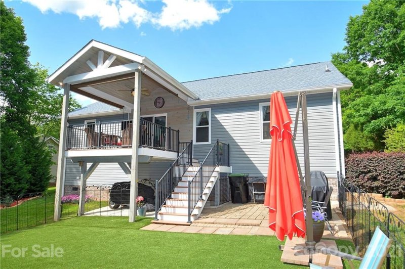 Property image 3 at 121 Purple Finch Lane, Mooresville, NC 28117