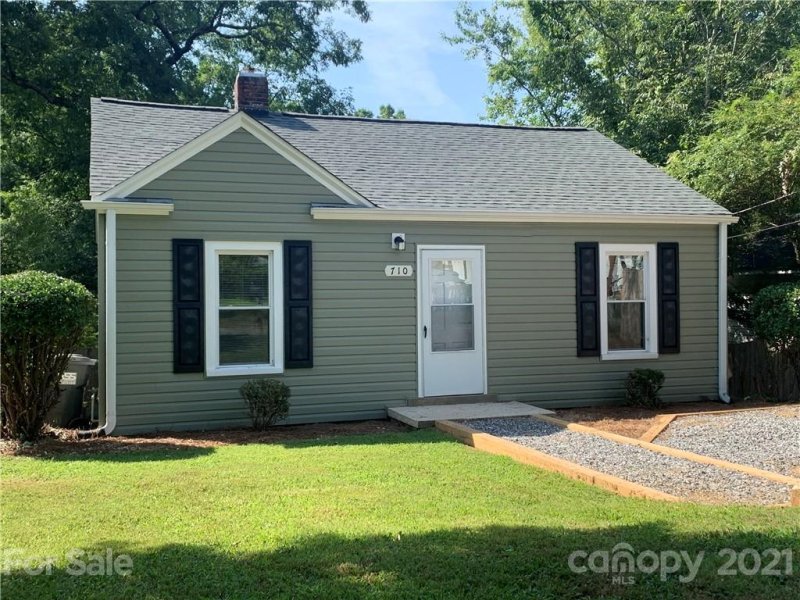 Property image 3 at 710 E Sharpe Street, Statesville, NC 28677