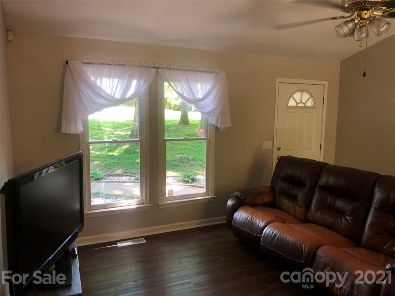 Property image 3 at 180 Birchwood Drive, Salisbury, NC 28146