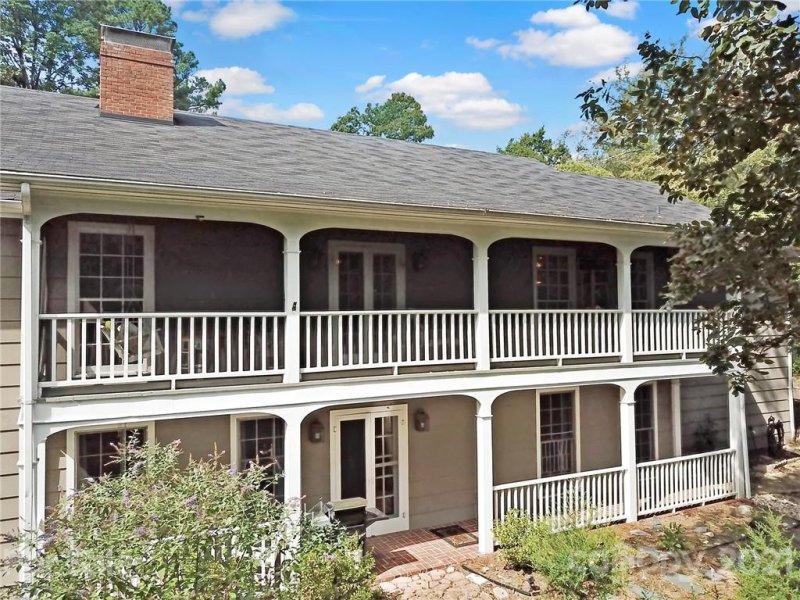 Property image 2 at 530 Hermitage Drive, Concord, NC 28025