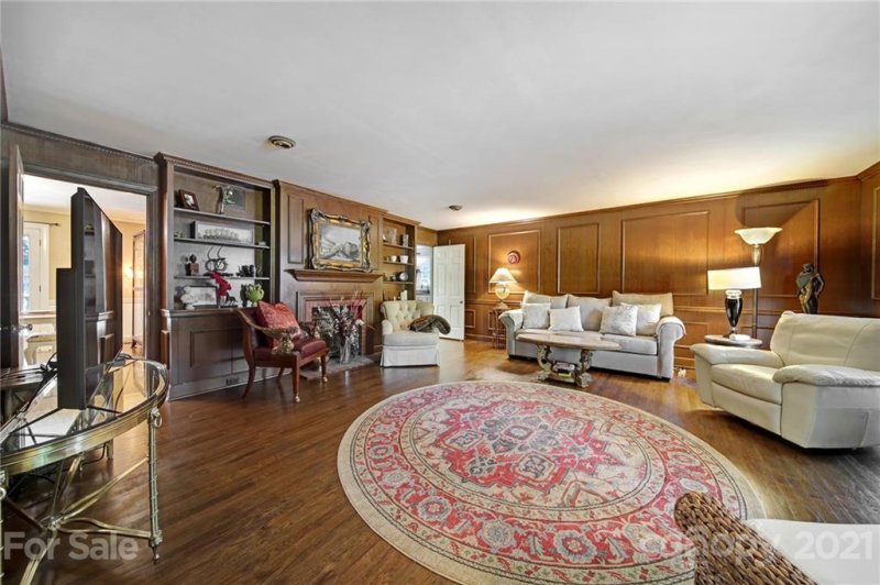 Property image 5 at 530 Hermitage Drive, Concord, NC 28025