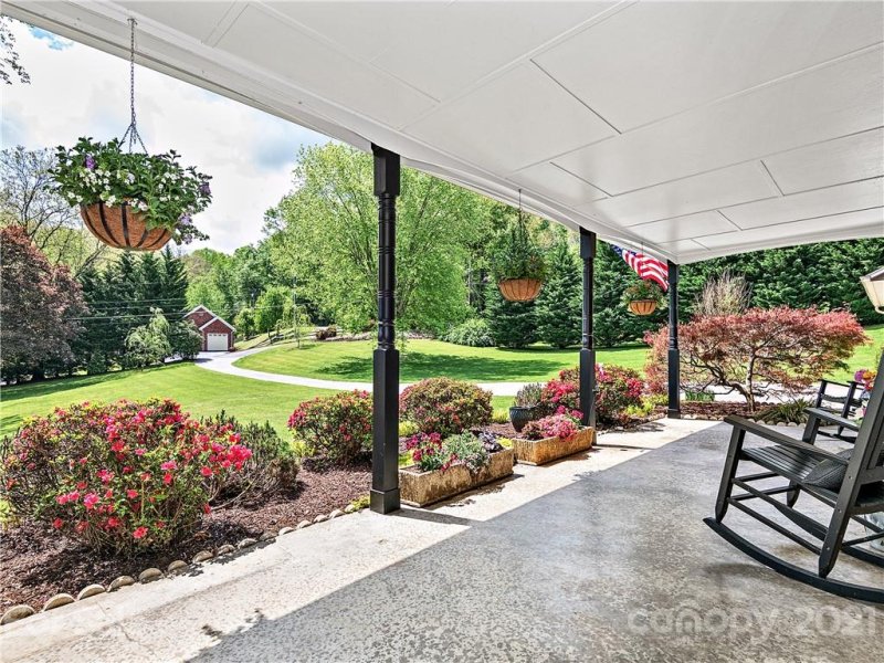 Property image 3 at 83 Greenbriar Drive, Waynesville, NC 28786