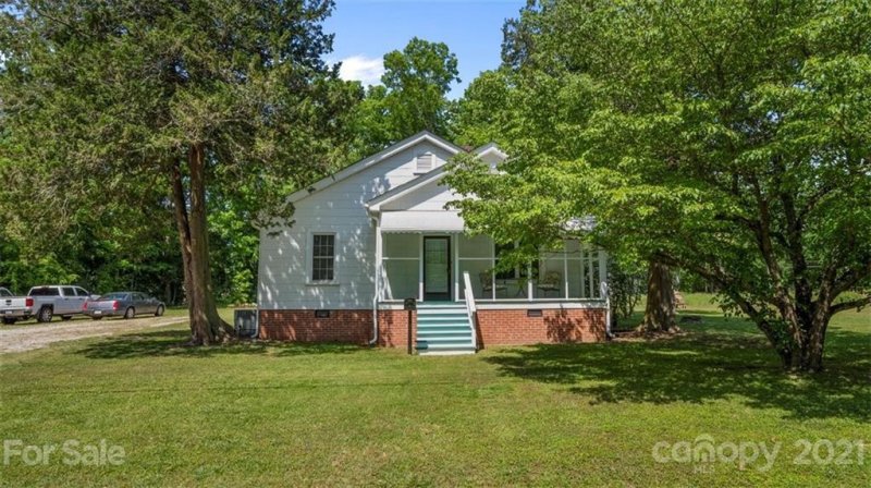 5 Ross Cannon Street