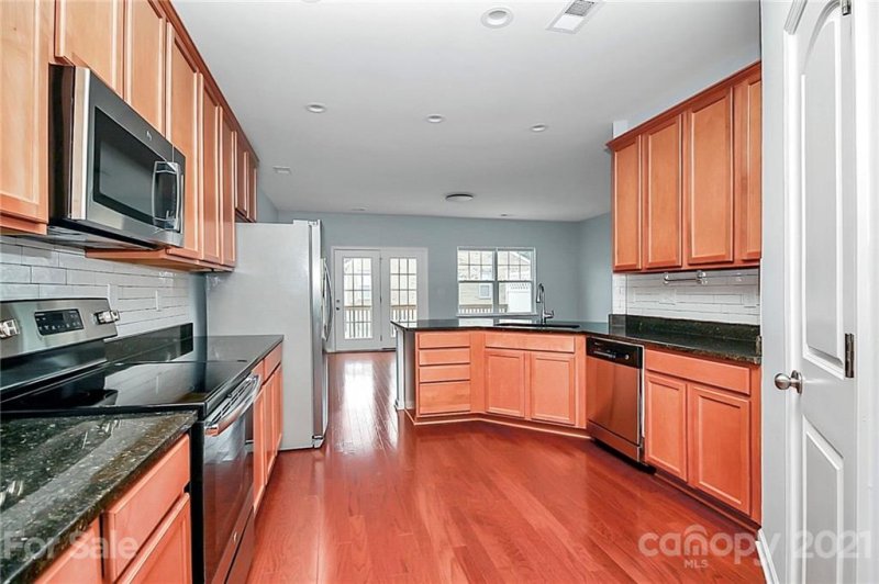 Property image 4 at 6351 Prosperity Church Road, Charlotte, NC 28269