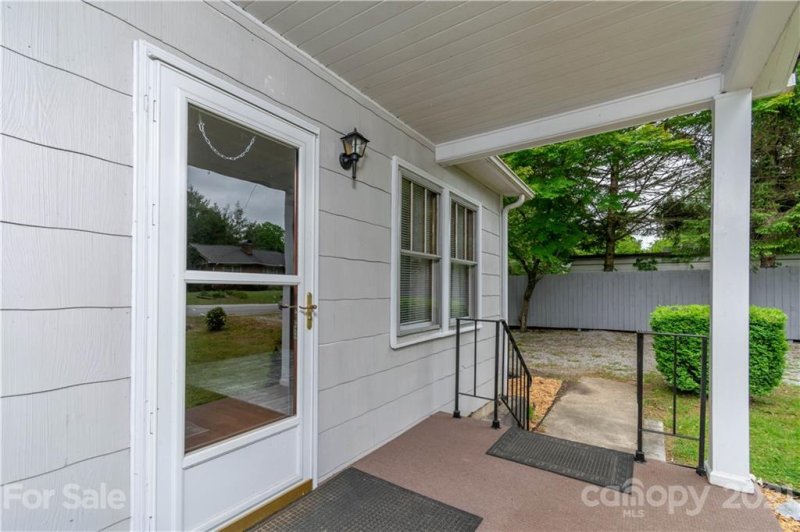 Property image 5 at 107 Allen Road, East Flat Rock, NC 28726