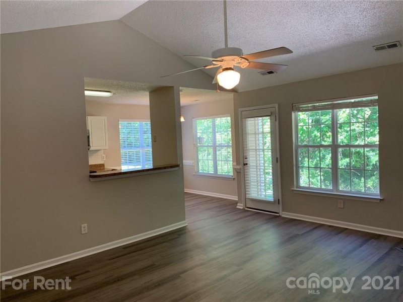 Property image 5 at 8712 Clifton Meadow Drive, Matthews, NC 28105