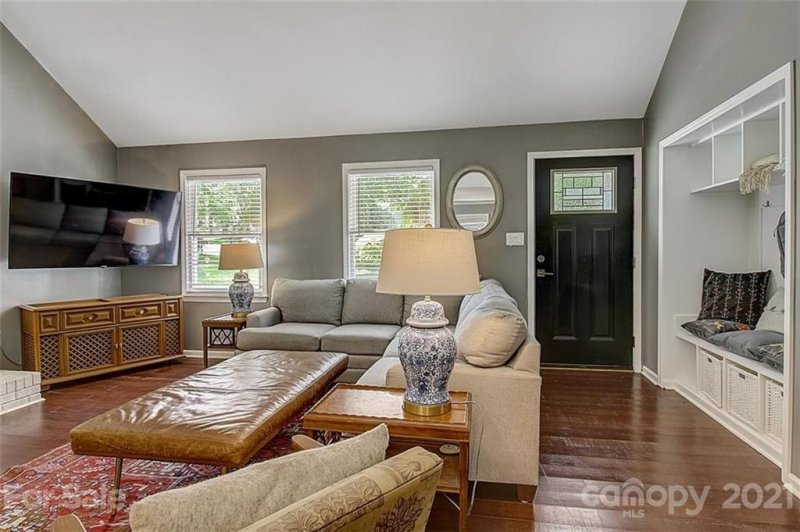 Property image 4 at 7326 Rockwood Forest Lane, Charlotte, NC 28212