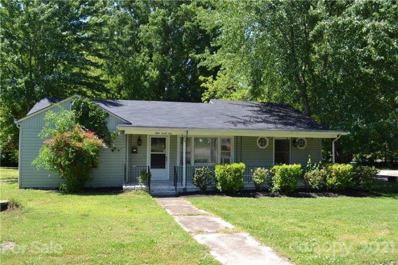 Property image 2 at 839 Maple Avenue, Salisbury, NC 28144