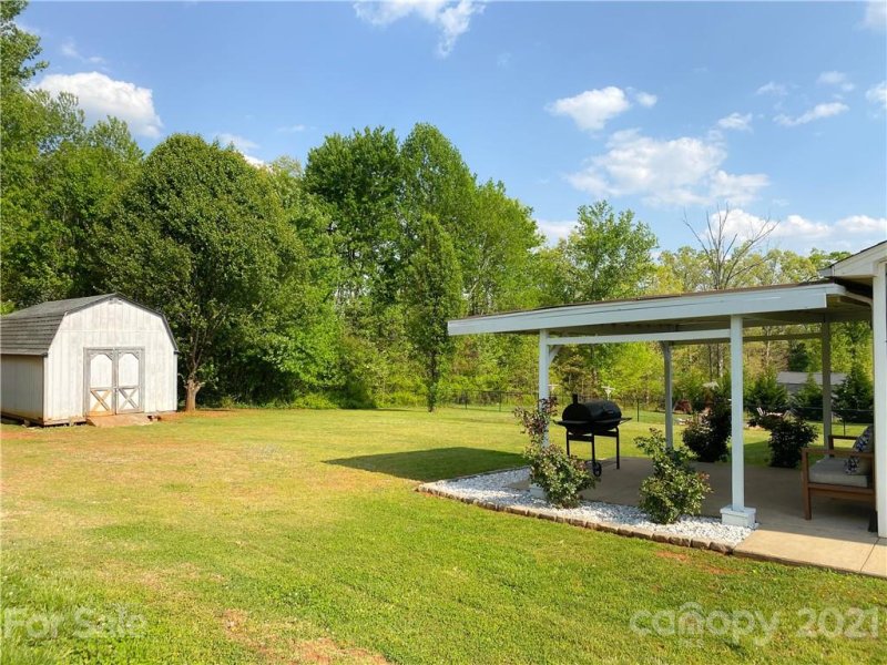 Property image 3 at 2193 Samanthas Wells None, Newton, NC 28658