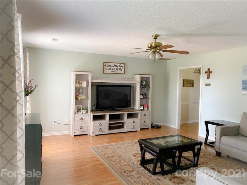 Property image 4 at 2193 Samanthas Wells None, Newton, NC 28658