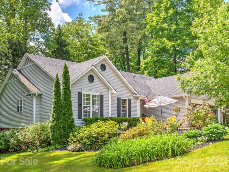 Property image 4 at 802 Cliff Rose Court, Fletcher, NC 28732