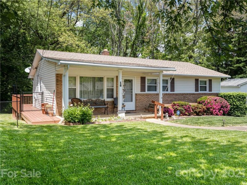 Property image 2 at 16 Debra Lane, Asheville, NC 28806