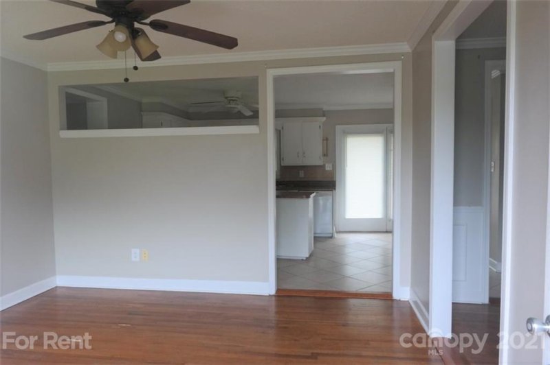 Property image 3 at 2416 Woodleaf Drive, Gastonia, NC 28052